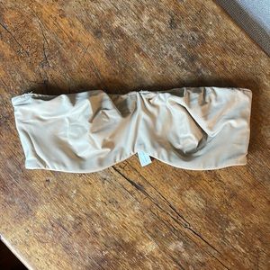 Strapless Bra with Grip